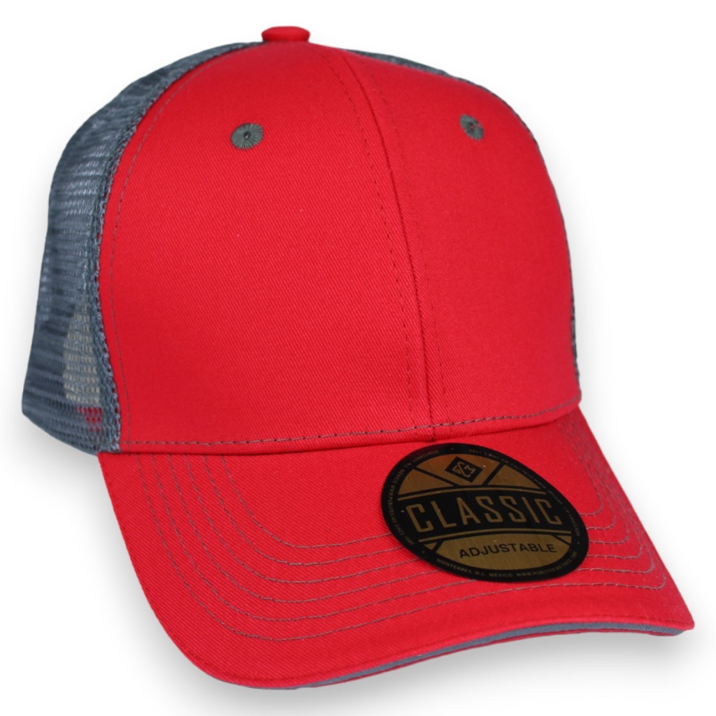 Gorra gabardina con malla en casco, detalle color en filo de visera. Broche plástico