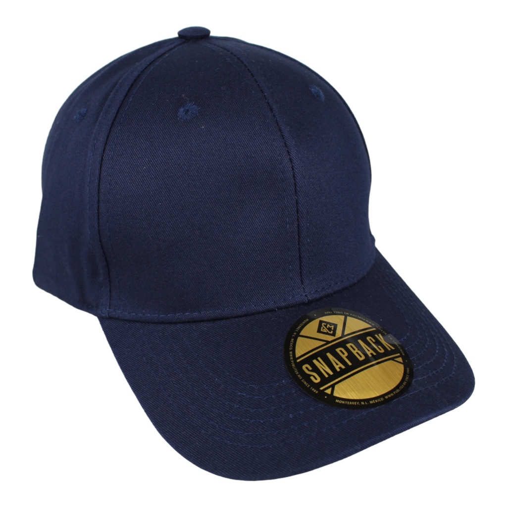 Gorra gabardina semiplana con refuerzo. Broche plástico