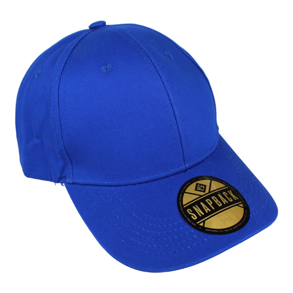 Gorra gabardina semiplana con refuerzo. Broche plástico